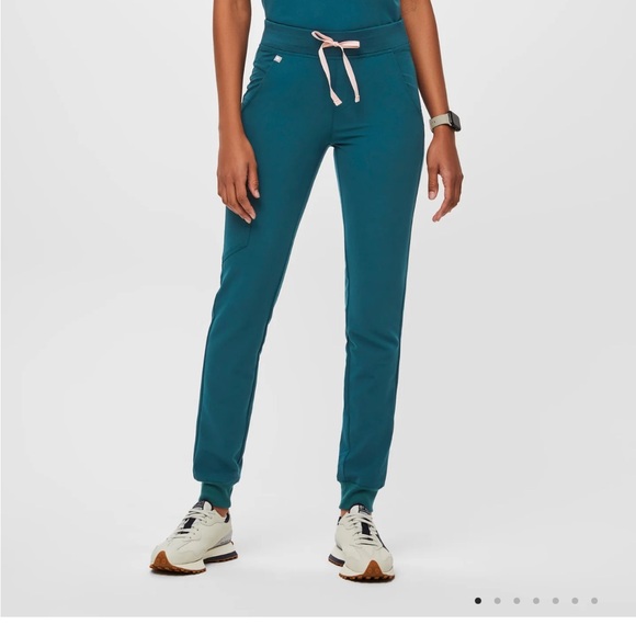 Caribbean blue Zamora figs, navy blue figs - Picture 1 of 3